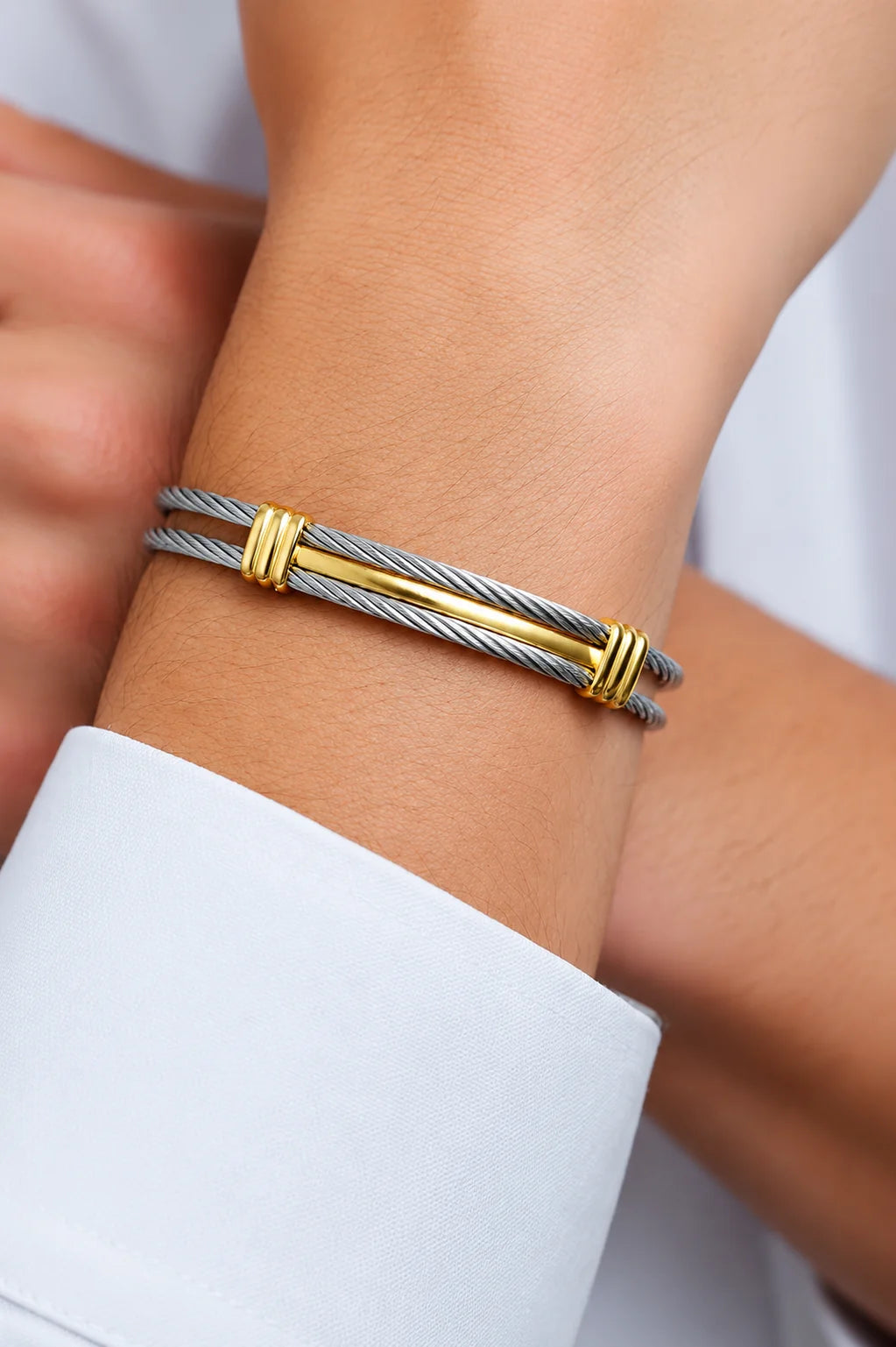 Bracelete Dourado fio Milan